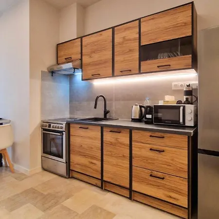Corfu Downtown Hideaway Ground Floor شقة